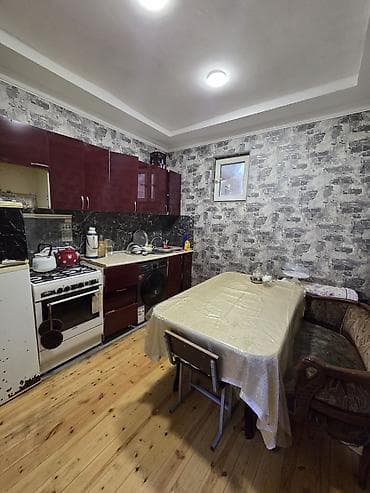 bakida torpaq satilir: 3 otaqlı, 82 kv. m, Yeni təmirli — 10