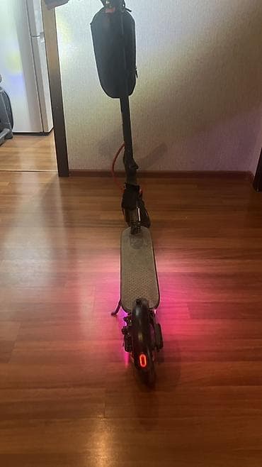 elektrikli saat: İşlənmiş Elektrik samokat 8", 251 - 350 Vt, 26 - 35 km/s — 2