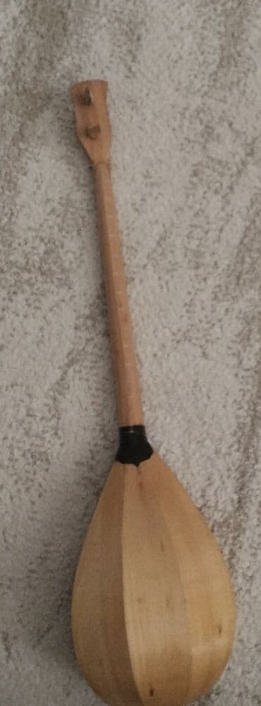 Saz: Türk sazı – akustik simli xalq musiqi aləti - Korpus: Armudşəkilli — 1