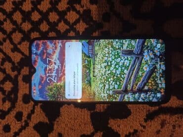 resmi not 8: Heç bir prablemi yoxdu xanım işlədib səliqəli telefondu qoruyucusuda — 4