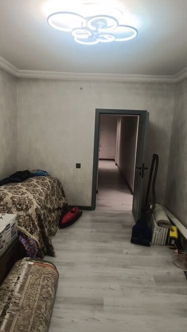 новостройки в ипотеку в баку: Bakı, Zığ qəs., 4 otaqlı, Köhnə tikili, 75 kv. m — 5