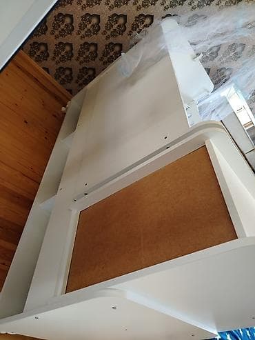 ucuz paltar dolabı: Oğlan və qız üçün, Dördbucaq, Beşik, Matras ilə, Yellənmə mexanizmsiz — 4