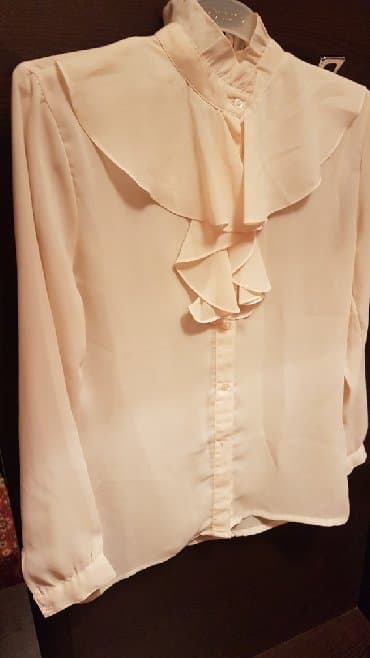 köynekler: ● KOFTA ● Təzə. Türkiyə istehsalı. Ölçüsü - 44. Qiyməti - 25 — 2