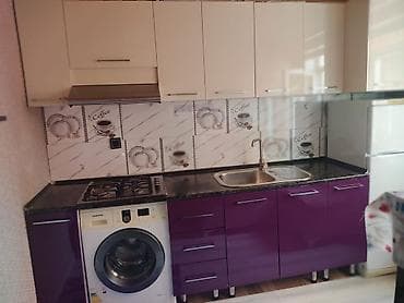 Mətbəx mebeli satılır 350₼. Ölçü 3m. Üzərində moyka verilir.Ünvann