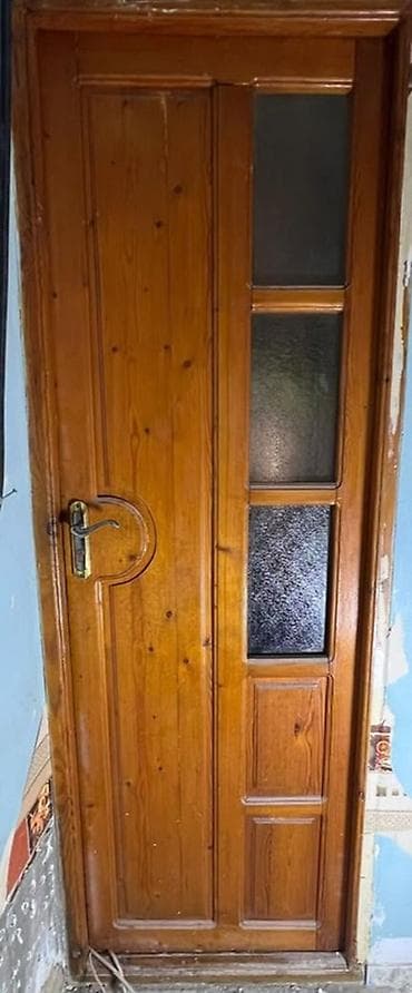pencere qapi: Taxta qapı – şüşəli dizayn - Material: kütləvi ağac (təbii ağac — 1