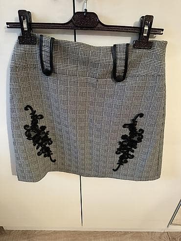 Юбки: Dəst: qadın ətəkləri (4 model) 1) Boz-qara xallı (glen plaid) klassik — 1