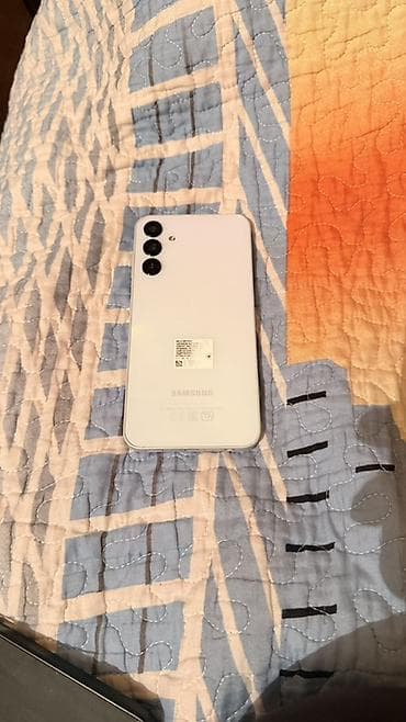 Samsung Galaxy A15, Barmaq izi, İki sim kartlı