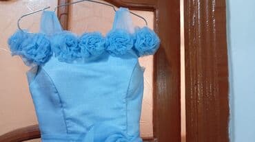 Uşaq geyimi və ayaqqabıları: Mavi rəngli, parıltılı tüllə işlənmiş qız uşağı üçün ziyafət/podium — 5