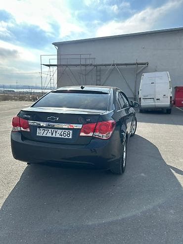 Avtomobil alışı: Chevrolet Cruze: 1.4 l | 2011 il 220000 km Sedan — 4