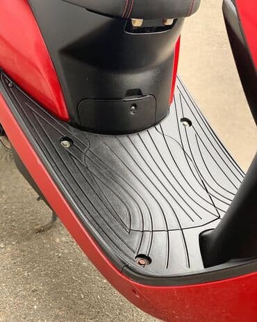 купить мапед: Honda Dio skuter - Rəng: parlaq qırmızı, qara-salonlu - Yanacaq — 6