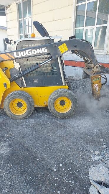 автокар погрузчик: Məhsul: LiuGong skid steer yükləyici (kompakt yükləyici), ön qaşıq — 5