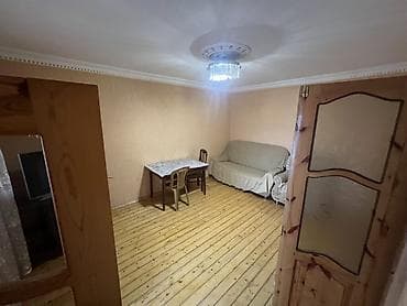 xırdalan bina ev: Gence Şeher dos 102 de 2 otaqlı mənzil – tam mebellə və məişət — 2