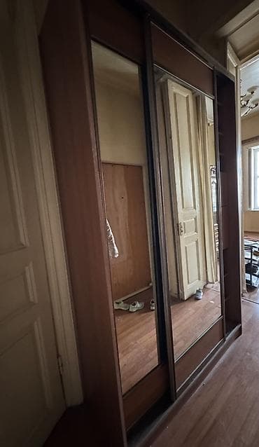 İşlənmiş, 2 qapılı, Güzgülü, Qəhvəyi, Taxta, Kupe, Düz dolab