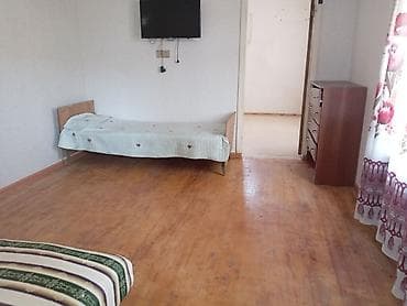 Kirayə üçün kiçik, ayrı girişli otaq və sanitar qovşaq