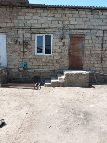 tovuzda ev: 2 otaqlı, 100 kv. m, Orta təmir — 3