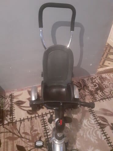 velosipedlər ikinci əl: İşlənmiş Üç təkərli Uşaq velosipedi 28", Ünvandan götürmə — 2