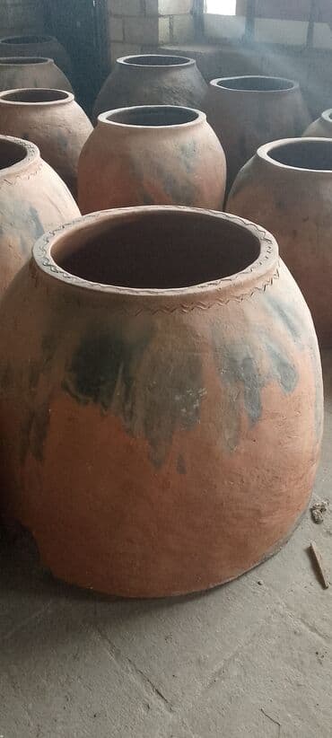 ayran aparatı satılır: Ənənəvi gil küplər – iri həcmli saxlama qabları. salam — 1