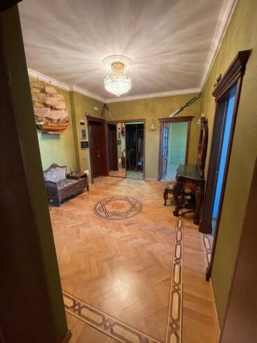 lalafo xacmaz evler: 3 otaqlı, Yeni tikili, m. İnşaatçılar, 130 kv. m — 1