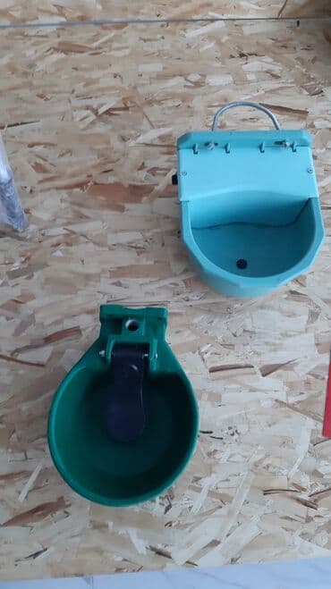 вакуумные поилки для кроликов: Suluklar 
Müxtəlif 
yeni — 2