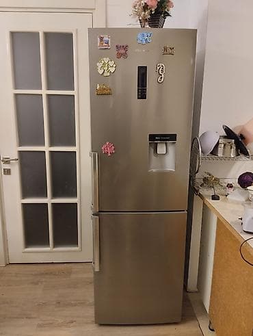 soyducu dondurma: 2 qapılı Hisense Soyuducu Satılır, rəng - Gümüşü, Dispenserli — 2