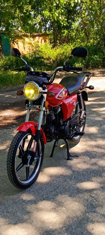 купить чехлы на авто: Moped/motosiklet – PAPİK 49, qırmızı rəngdə. Texniki və dizayn — 2