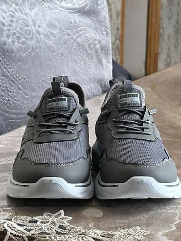 dini: Salam, ayakkabı Ərəbistanan gəlib,çox rahatdı,her gün geyinmək üçün — 2