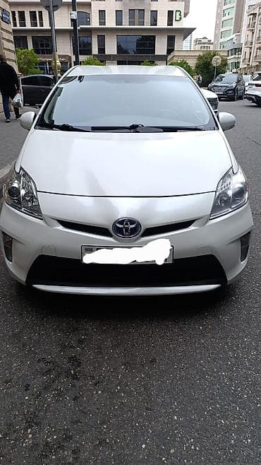 ventilyatorlar satisi: Toyota Prius Hybrid hatchbek - Yanacaq sistemi: benzin + elektrik — 3