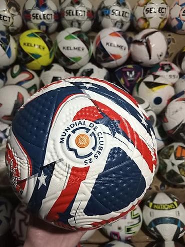 Futbol topları – müxtəlif brend və dizaynlar. 15 manatdan 100 manata — 10