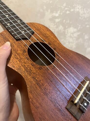 nat udi hindi kapsula qiymeti: Ukulele, İşlənmiş, Ödənişli çatdırılma — 2