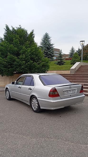 mercedes sprinter 7 1: Mercedes-Benz C-Class: 1.8 l | 1998 il Sedan — 2
