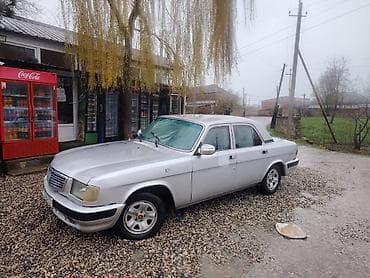 traktor satışı 82: Avtomobil: GAZ Volga (sedan), gümüşü rəng. Kuzov və eksteryer: - — 2