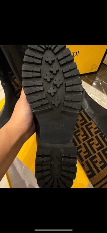 qadın çəkmə: Fendi, Ölçü: 38, rəng - Qara, Yeni — 2