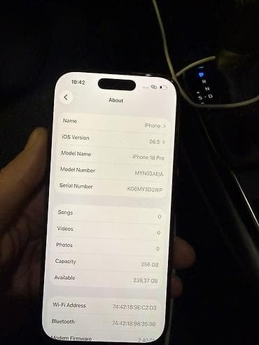 ipone iks: IPhone 16 Pro, 256 GB, Qara — 6