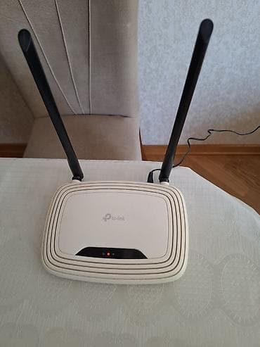 adapt: TP-Link Wi‑Fi router metroya çatdırma. votsap aktivdir İki xarici — 1