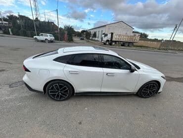 фольксваген поло новый кузов комплектации и цены: Changan UNI-V – ağ rəngli, liftback kuzovlu, idman xarakterli sedan — 7