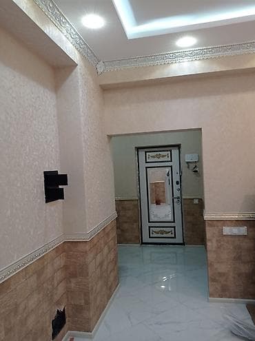 Kirayə 3 otaqlı mənzil, giriş kalidor 6kv, holl 8kv studiya zal