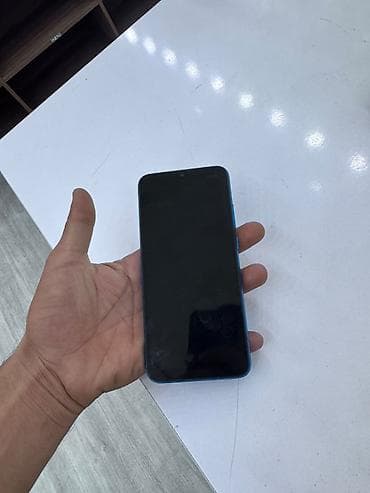 maxfone max 9: Xiaomi Mi 9, 32 GB, rəng - Göy, 
 İki sim kartlı — 5