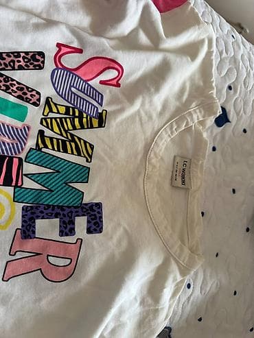 Футболки: Uşaq köynəyi – LC Waikiki - Rəng: ağ baza, iki rəngli qollar – sağ — 2