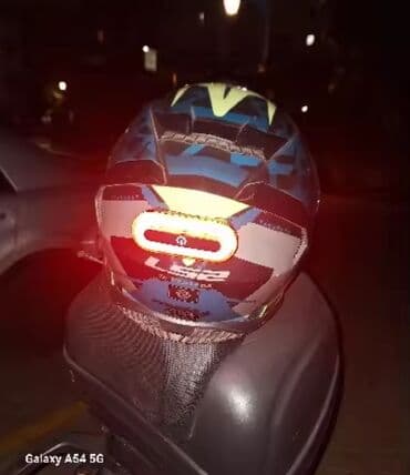 купить шлем для мотоцикла: Moto-velo təhlükəsizlik dəbilqə işığı Salam, Здравствуйте — 17
