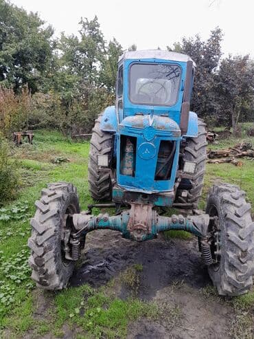 k 701 traktor: Xaçmaz rayon kendindedir texnika .Kohne tex pasportu ve nomresi de var — 1