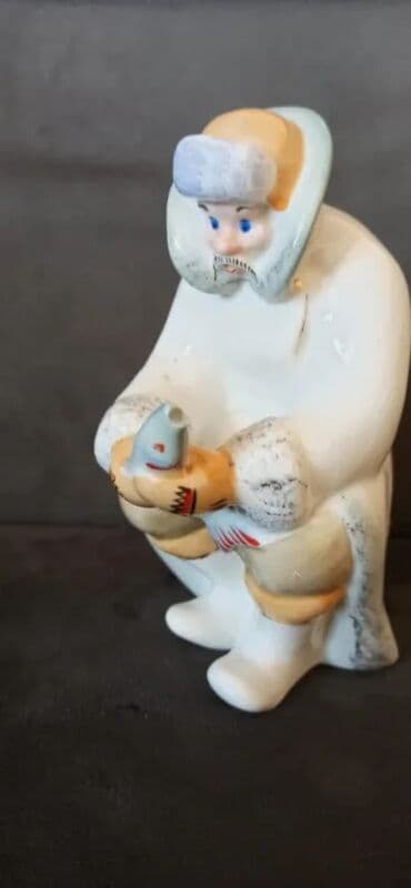 qədim qablar: Antik dekor kolleksiyası – 4 ədəd 1) Emallı metal fincan altlıq/şüşə — 10