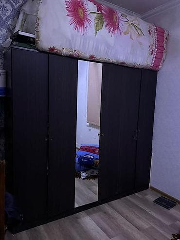 Дом и сад: 5 дверей, С зеркалом, Коричневый, Другой материал, Распашной, Прямой шкаф — 1