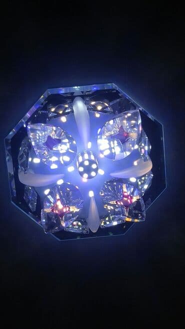 Spot Xrustal spot ishiqlar demek olarki tezedir 1 ay ishlenib. 4 spot