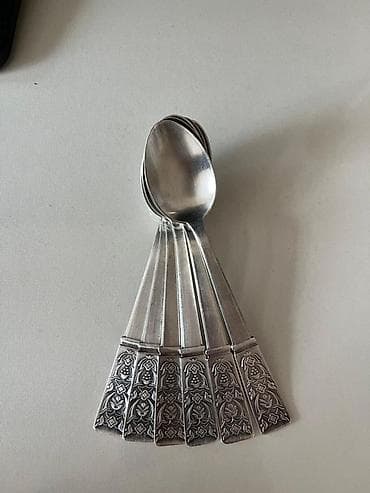 Столовые приборы: Məhsul: 6 ədəd desert/çay qaşığı dəsti Xüsusiyyətlər: - Material — 4