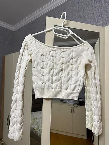 Sviter, Bershka, M, rəng - Ağ — 1
