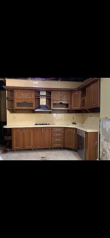 Metbex mebeli 480sm Soba verilir
200azn
Musfiqabad 9596 leli