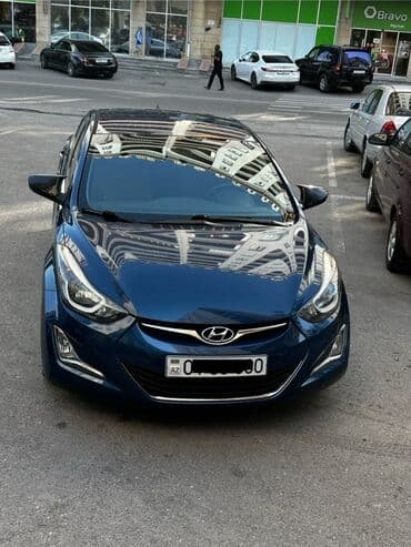 Hyundai Elantra: 1.6 l | Sedan