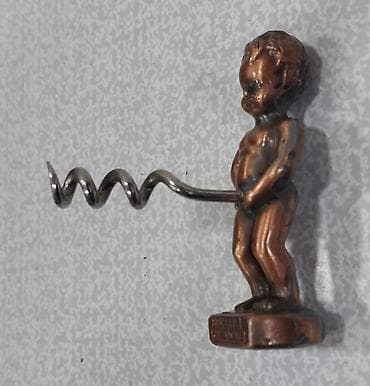 Elektrik nəqliyyatı: Brüssel suveni̇ri antikvar – Manneken Pis fiqurlu şüşəaçan (burma — 6