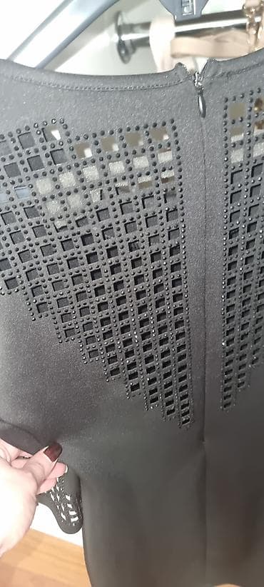 Digər zərgərlik əşyaları: Qara kokteyl donu – JOYMISS, ölçü 38 - Kəsim: bədənə oturan, dizdən — 5