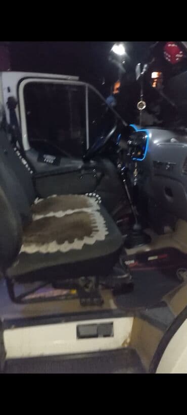 2 2 mator: Ford Transit: 2.5 l | 1994 il Mikroavtobus — 8